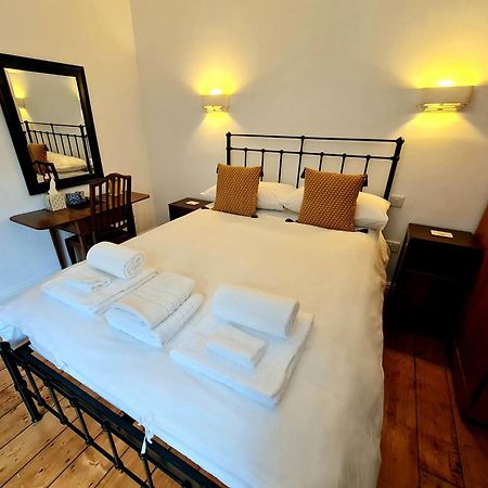 Newberry Wood Guesthouse イフラクーム エクステリア 写真