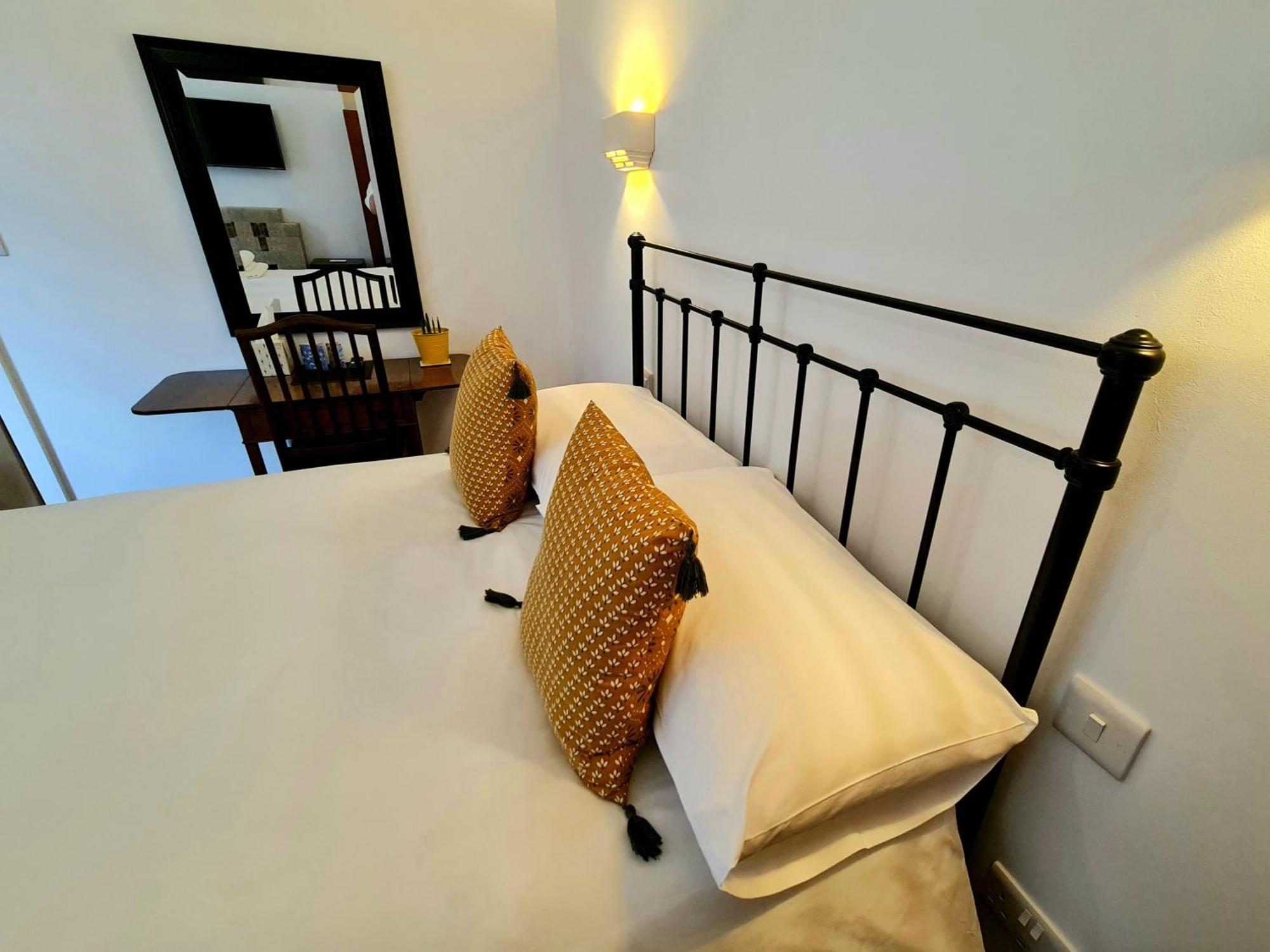 Newberry Wood Guesthouse イフラクーム エクステリア 写真