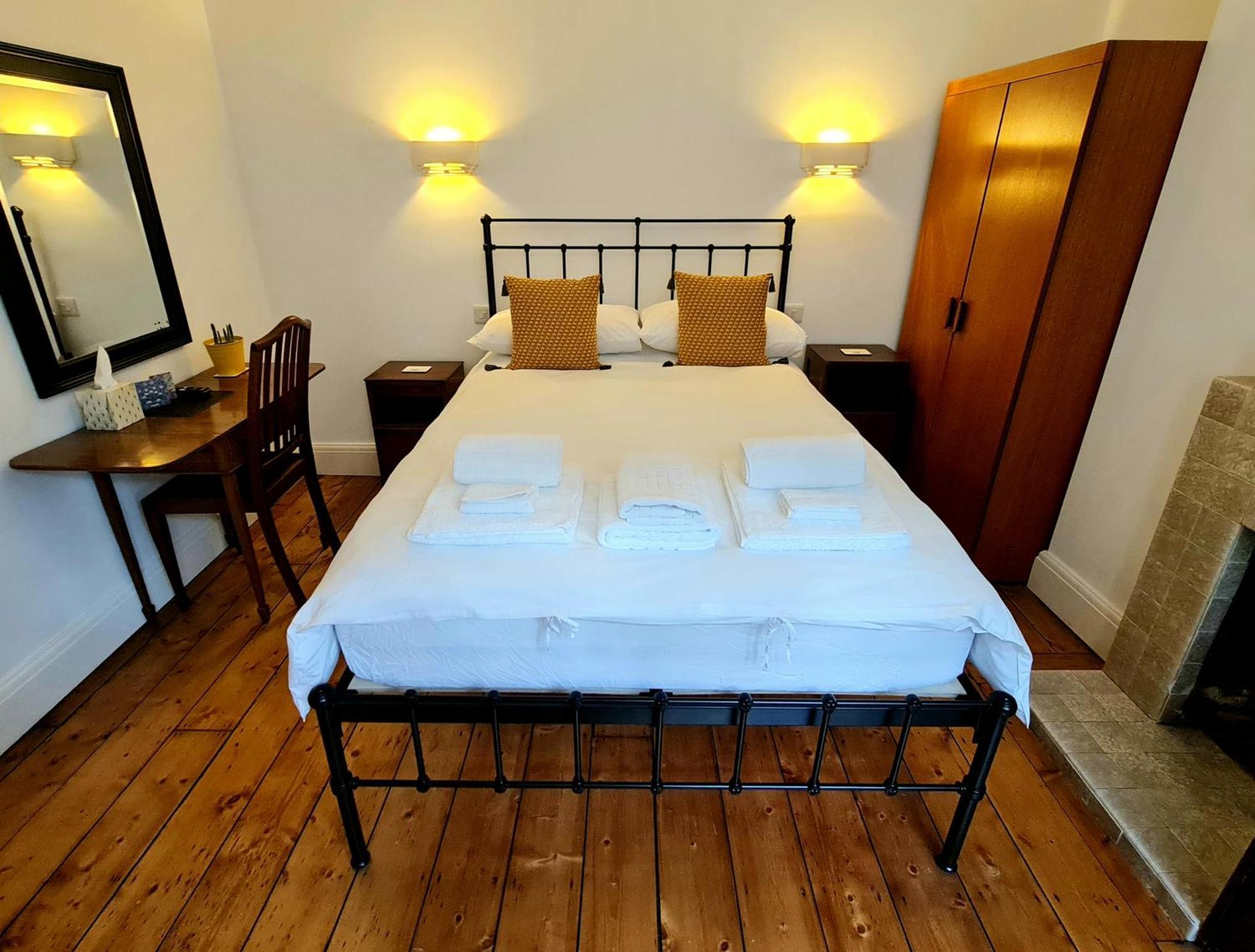 Newberry Wood Guesthouse イフラクーム エクステリア 写真